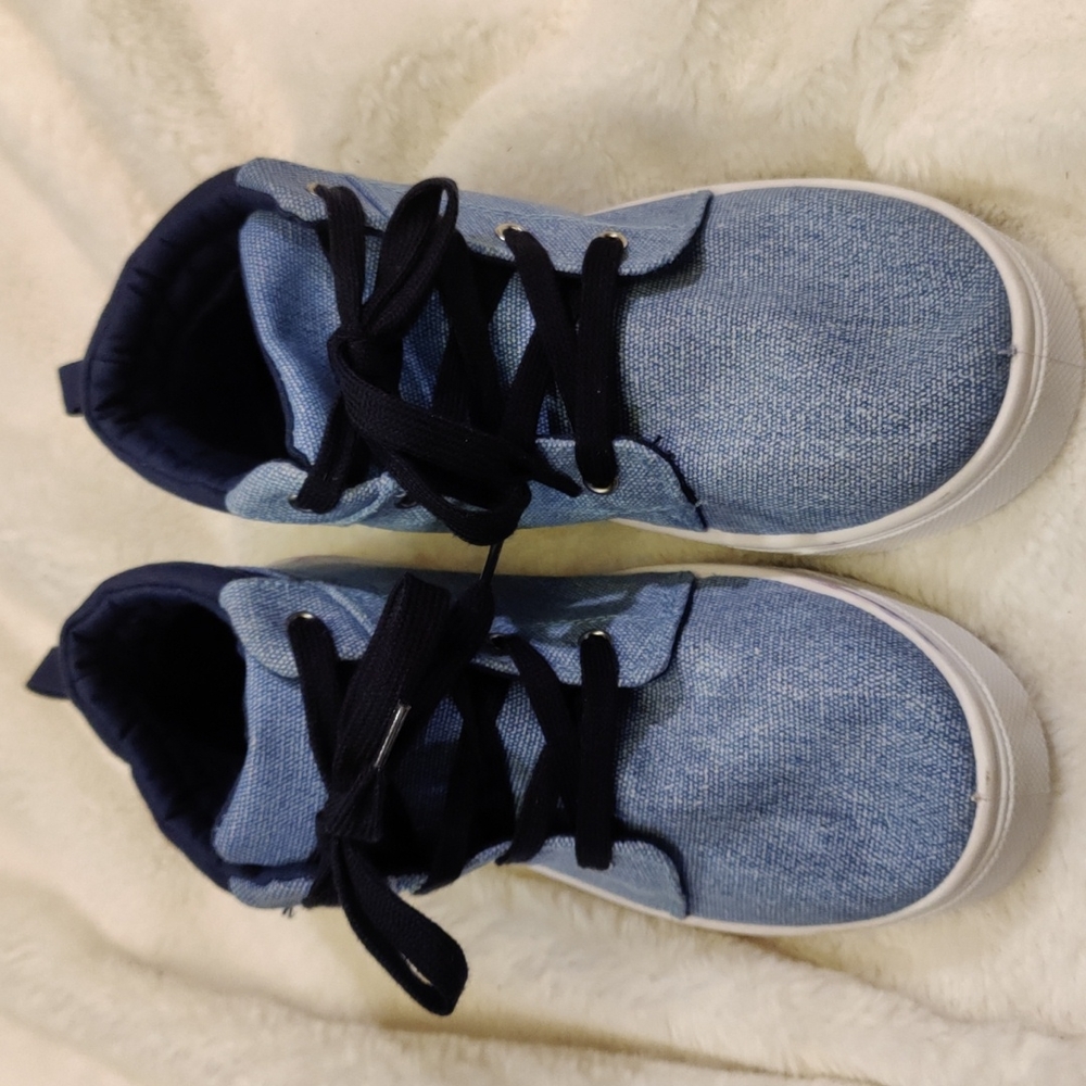 Oomphies Sam Casual Mid-Top Shoe